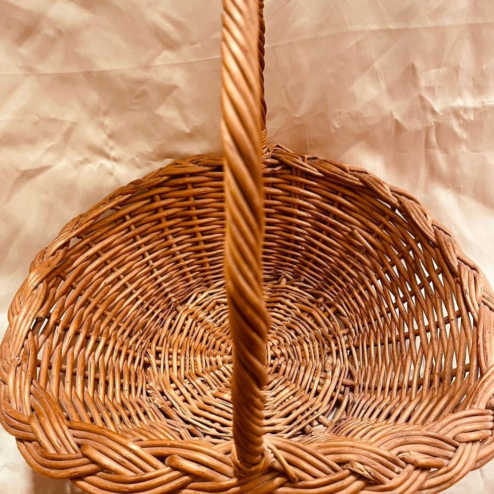 Woven Brown Wicker Gathering Basket with Handle